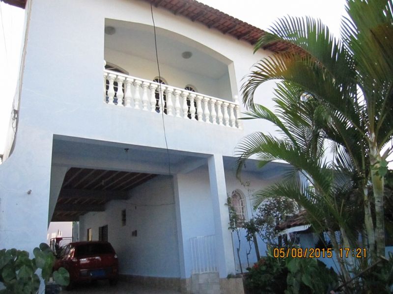 Casa à venda com 5 quartos, 360m² - Foto 1