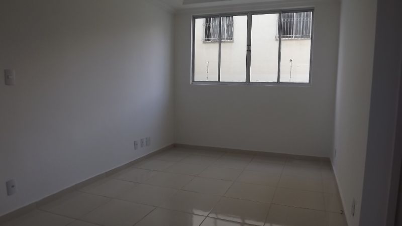 Apartamento à venda com 2 quartos, 106m² - Foto 3