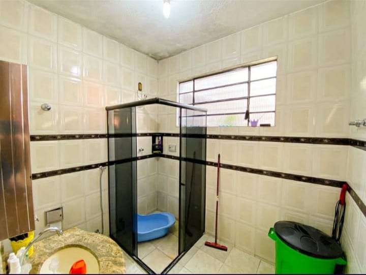 Casa à venda com 3 quartos, 300m² - Foto 6