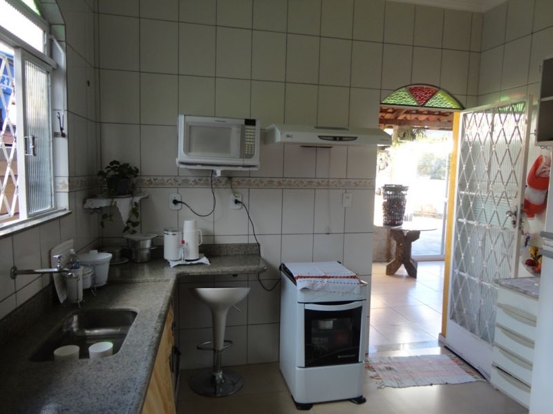 Casa à venda com 3 quartos, 360m² - Foto 5