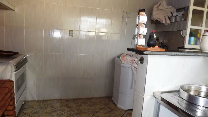 Casa à venda com 4 quartos, 300m² - Foto 20