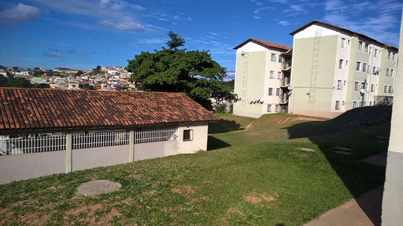 Apartamento à venda com 2 quartos, 45m² - Foto 14