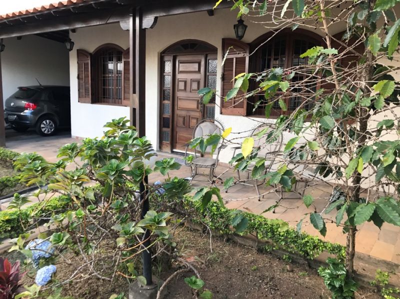 Casa à venda com 5 quartos, 332m² - Foto 5