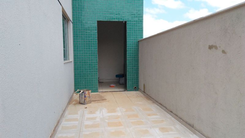 Cobertura à venda com 2 quartos, 99m² - Foto 4