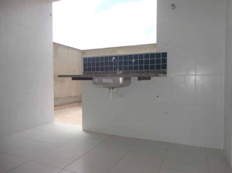 Cobertura à venda com 2 quartos, 99m² - Foto 12