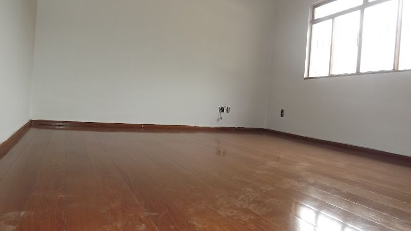 Casa à venda com 3 quartos, 370m² - Foto 18