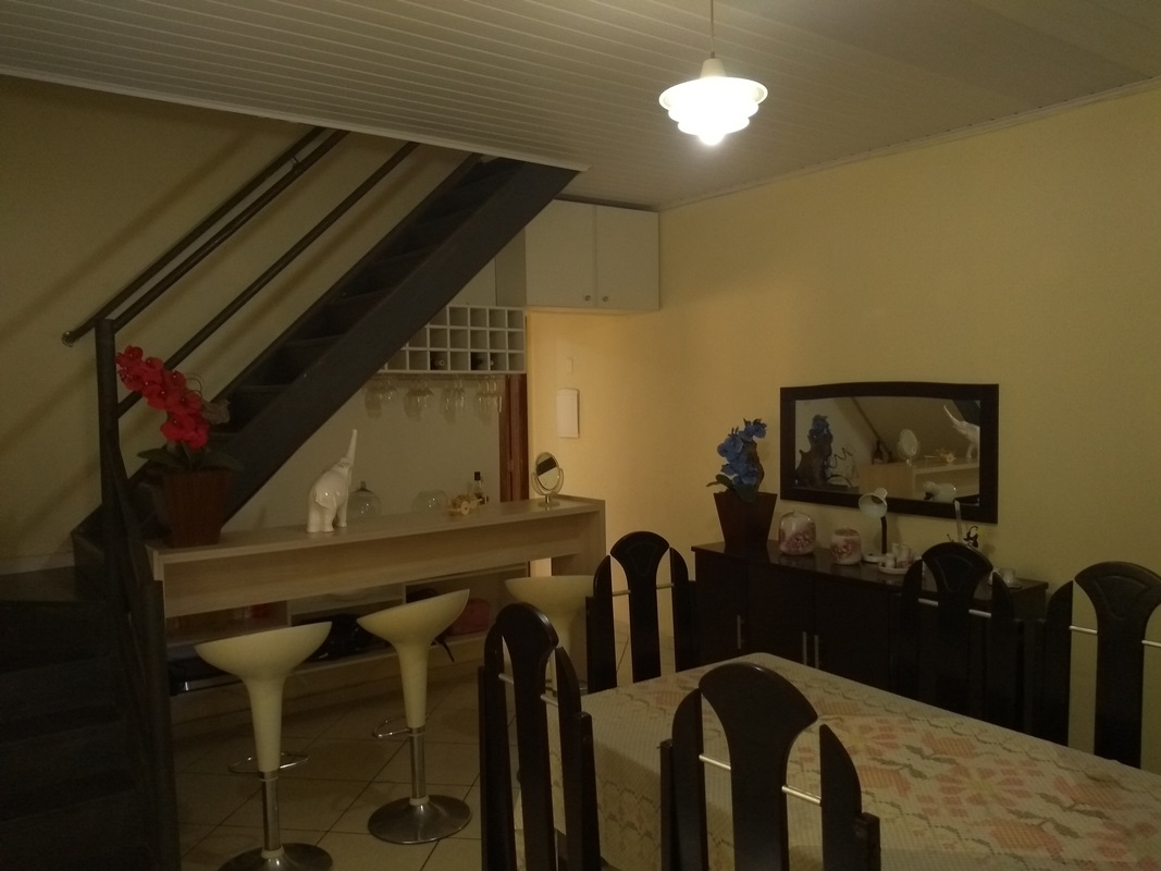 Casa à venda com 3 quartos, 60m² - Foto 6