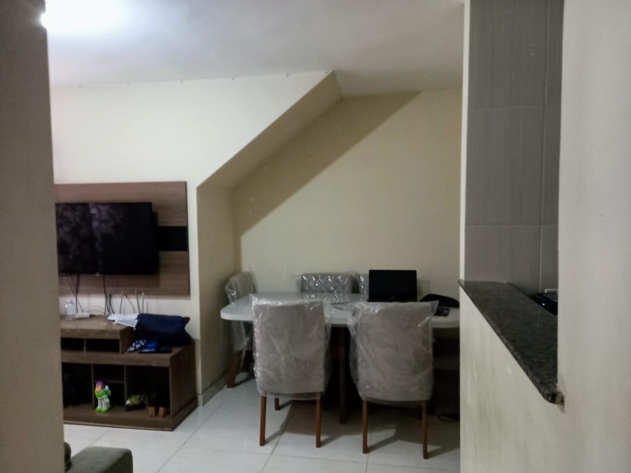 Apartamento à venda com 2 quartos, 60m² - Foto 2