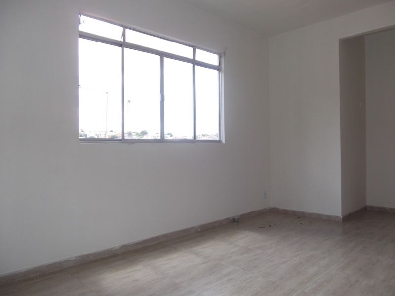 Apartamento à venda com 3 quartos, 93m² - Foto 1