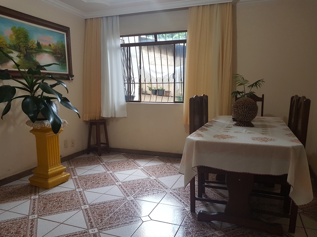 Apartamento à venda com 3 quartos, 107m² - Foto 2