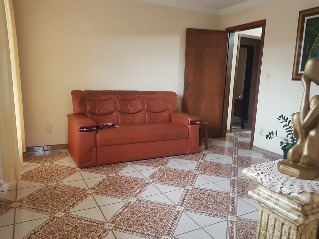 Apartamento à venda com 3 quartos, 107m² - Foto 3