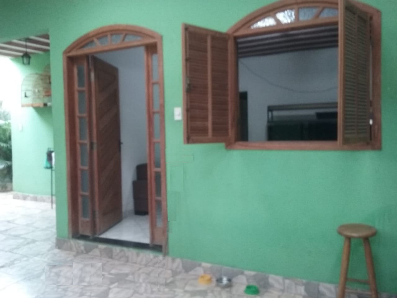 Casa à venda com 3 quartos, 155m² - Foto 1