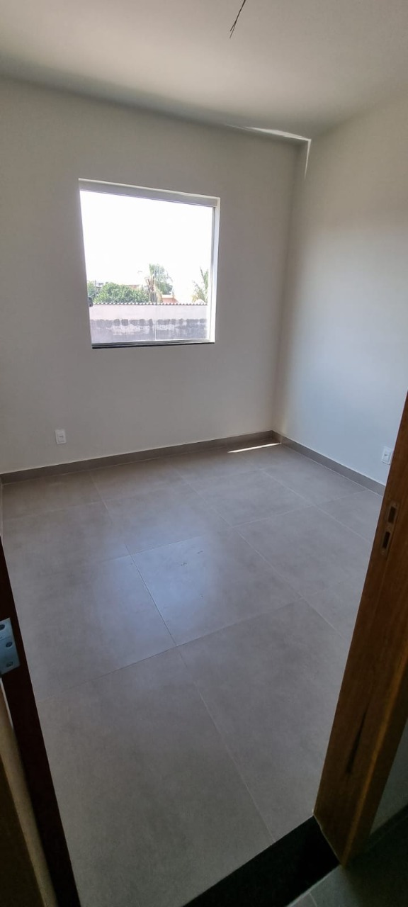 Casa à venda com 2 quartos, 60m² - Foto 12