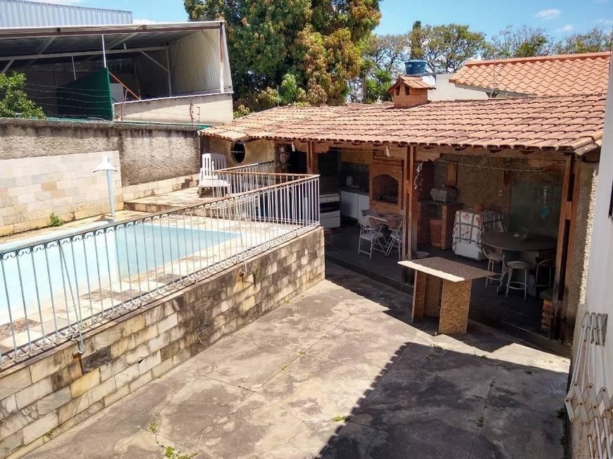 Casa à venda com 4 quartos, 351m² - Foto 17