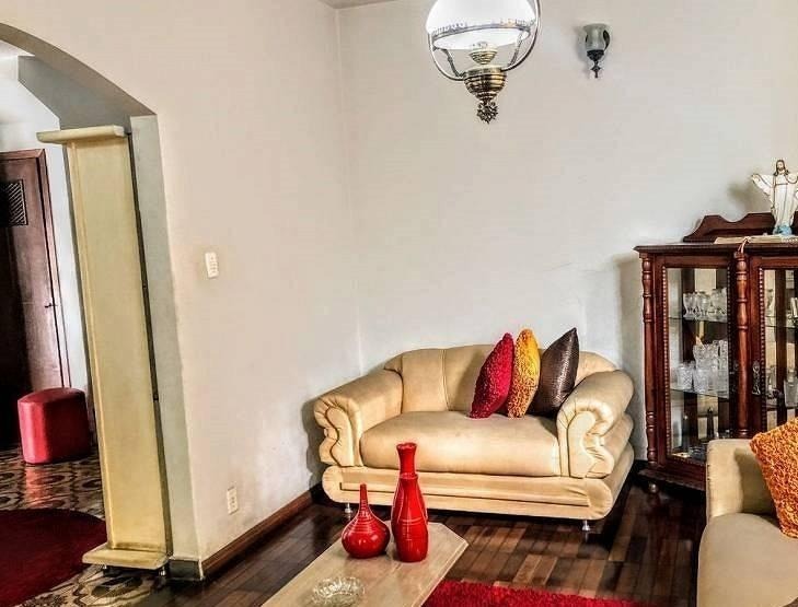 Casa à venda com 4 quartos, 351m² - Foto 4