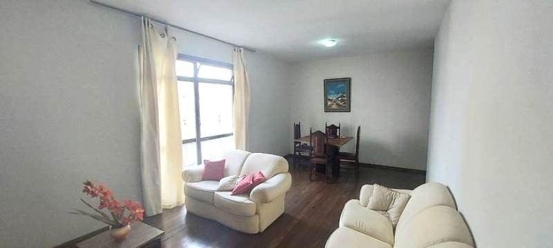 Apartamento à venda com 3 quartos, 130m² - Foto 1