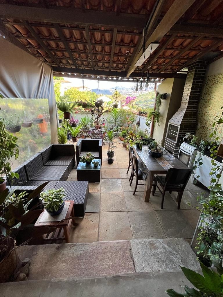 Casa à venda com 10 quartos, 450m² - Foto 10