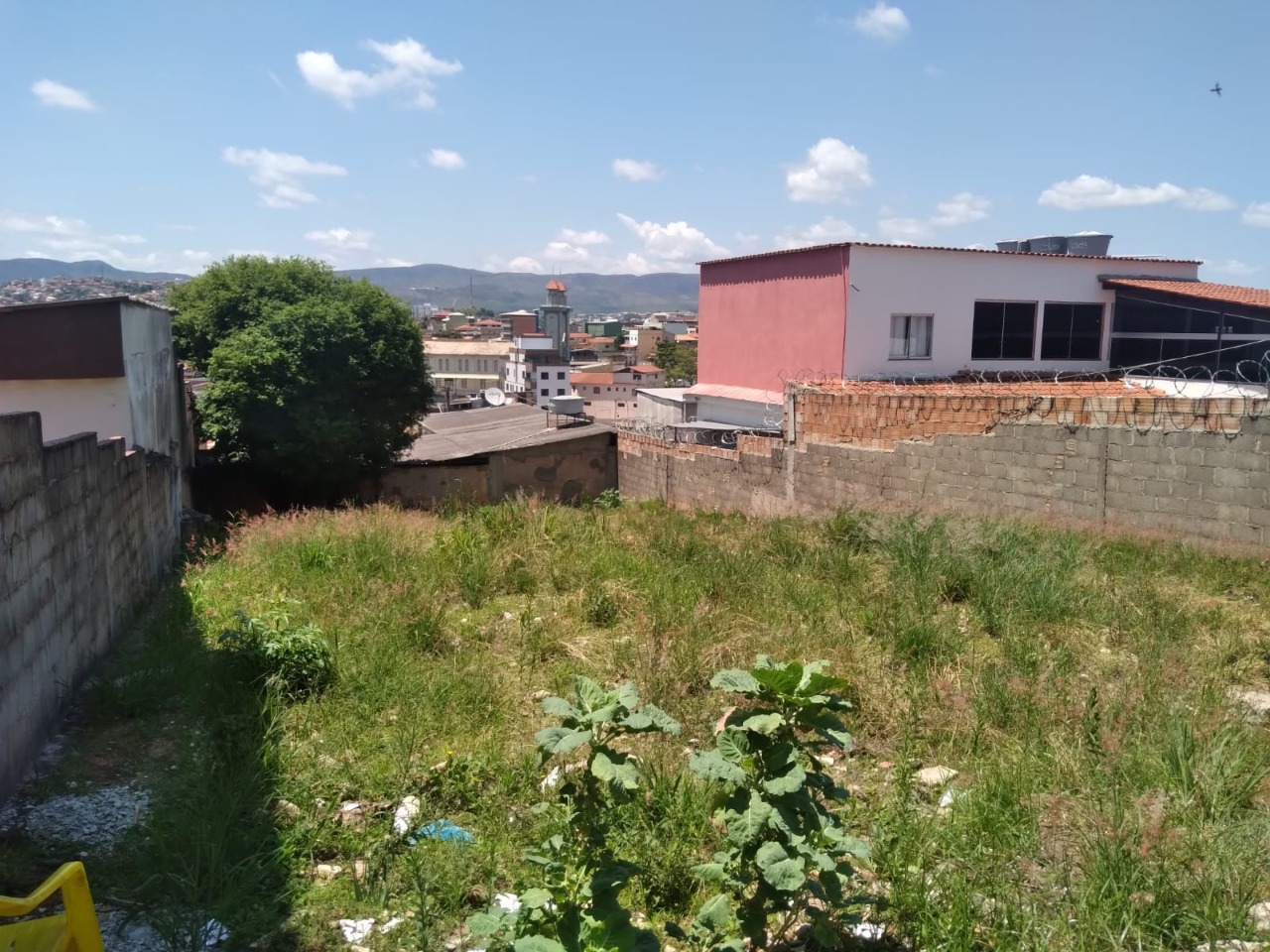 Terreno à venda, 360m² - Foto 1