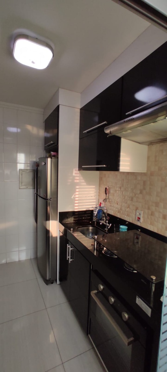 Apartamento à venda com 3 quartos, 70m² - Foto 4