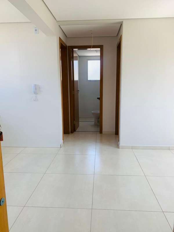 Apartamento à venda com 2 quartos, 126m² - Foto 3