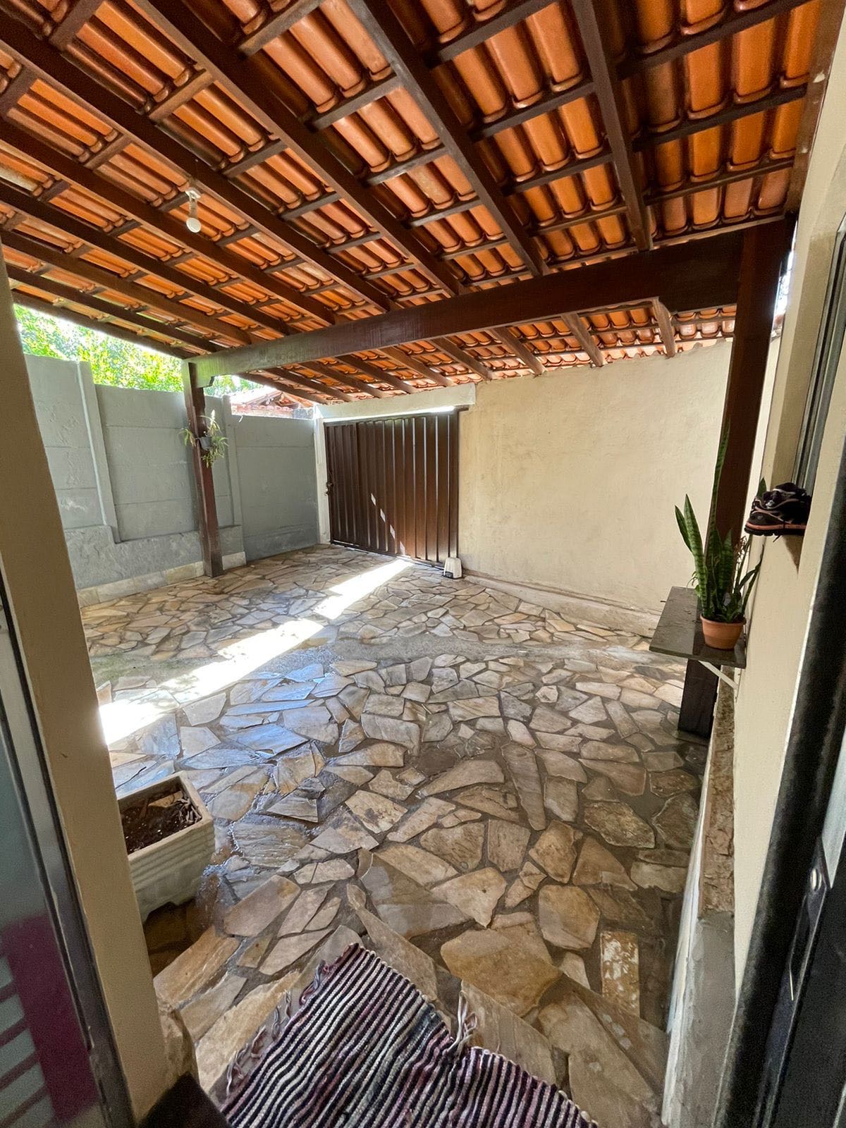 Casa à venda com 3 quartos, 64m² - Foto 4