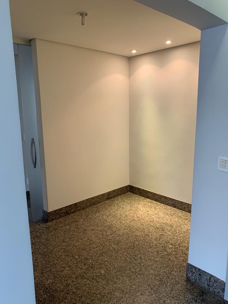 Apartamento à venda com 5 quartos, 330m² - Foto 9