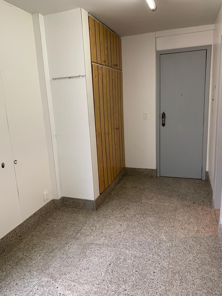 Apartamento à venda com 5 quartos, 330m² - Foto 11