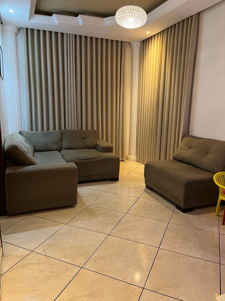 Casa à venda com 3 quartos, 200m² - Foto 3