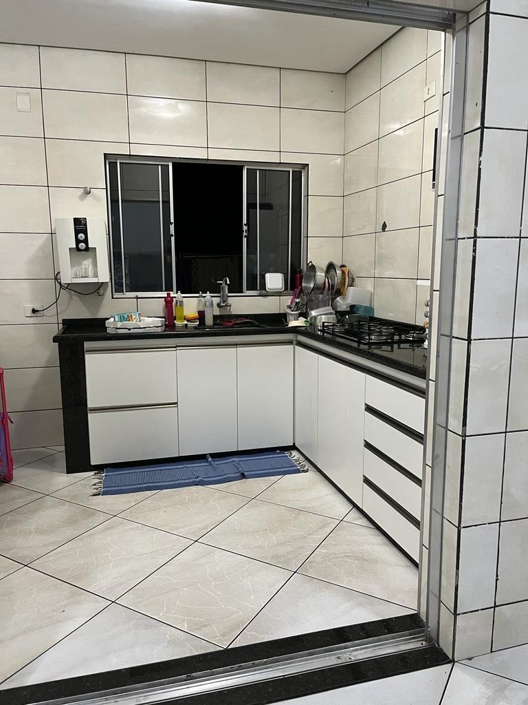 Casa à venda com 3 quartos, 200m² - Foto 13