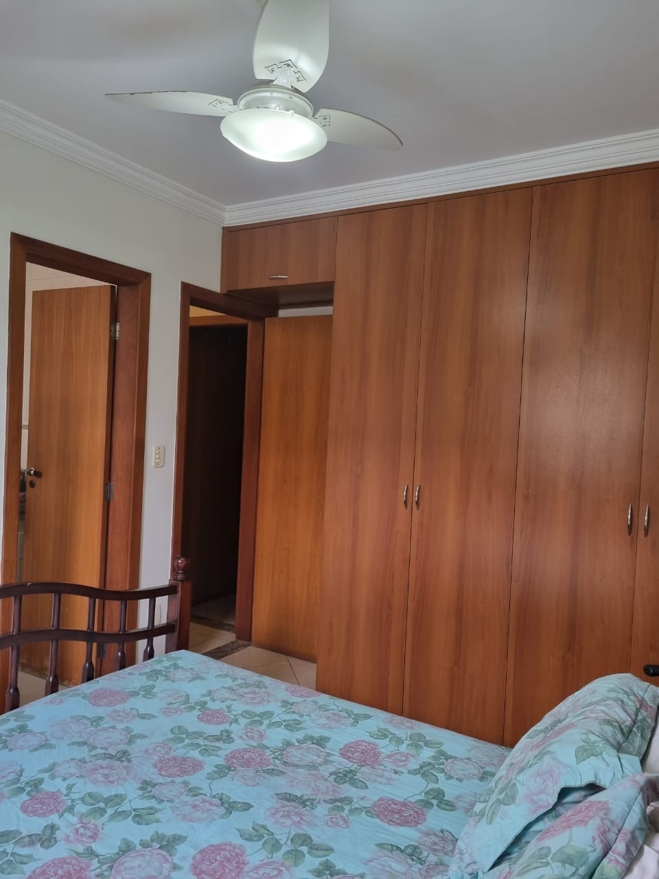 Casa à venda com 3 quartos, 254m² - Foto 12