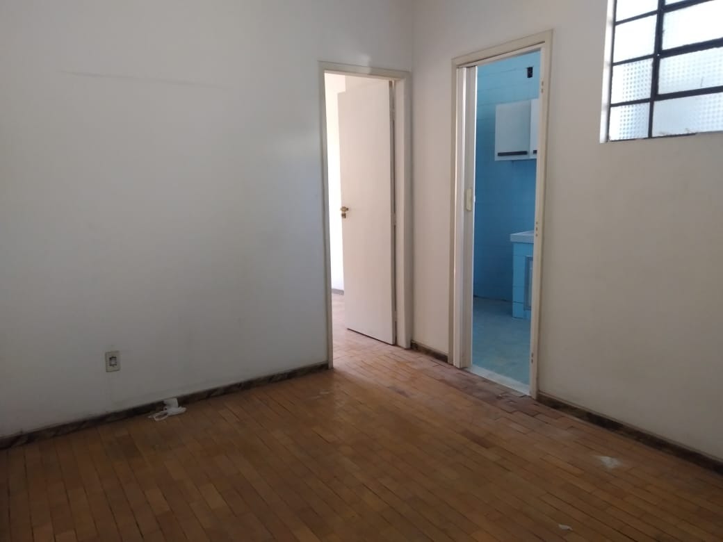 Apartamento à venda com 3 quartos, 90m² - Foto 3