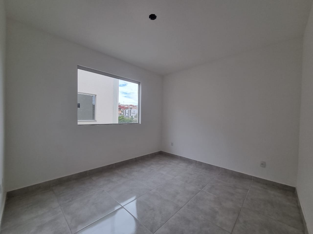 Apartamento à venda com 2 quartos, 65m² - Foto 8