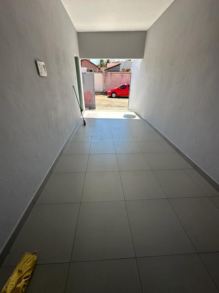 Casa à venda com 2 quartos, 290m² - Foto 4