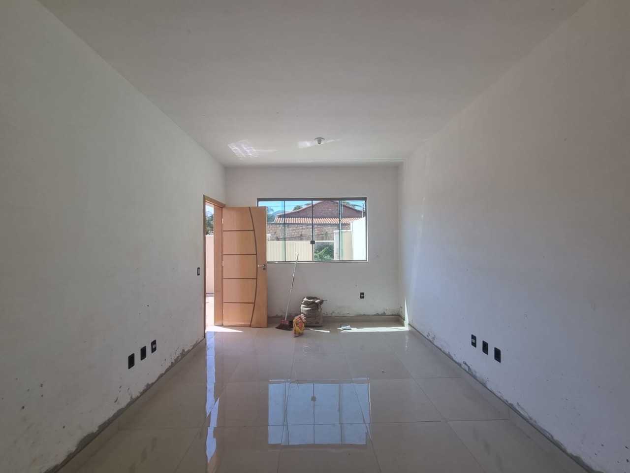 Casa à venda com 2 quartos, 65m² - Foto 11