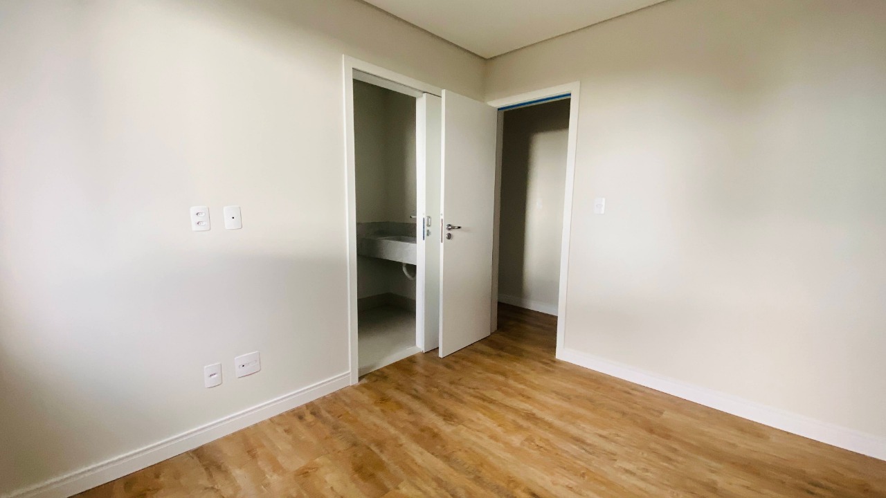 Cobertura à venda com 4 quartos, 228m² - Foto 13