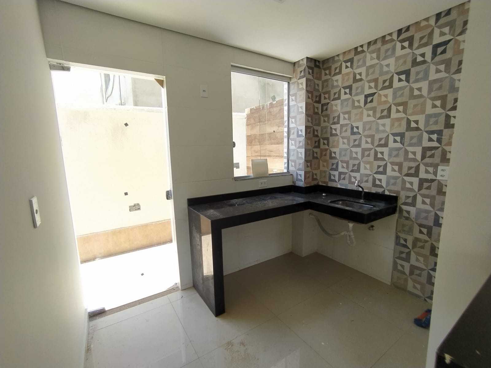 Apartamento à venda com 3 quartos, 58m² - Foto 2