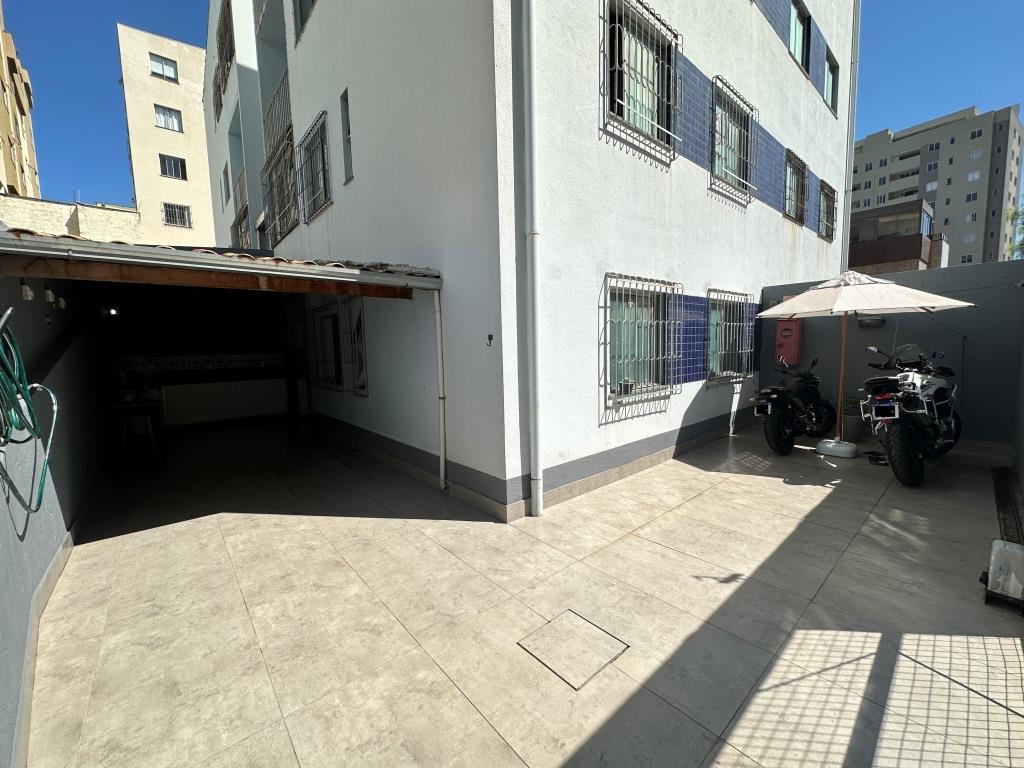 Apartamento à venda com 2 quartos, 100m² - Foto 2