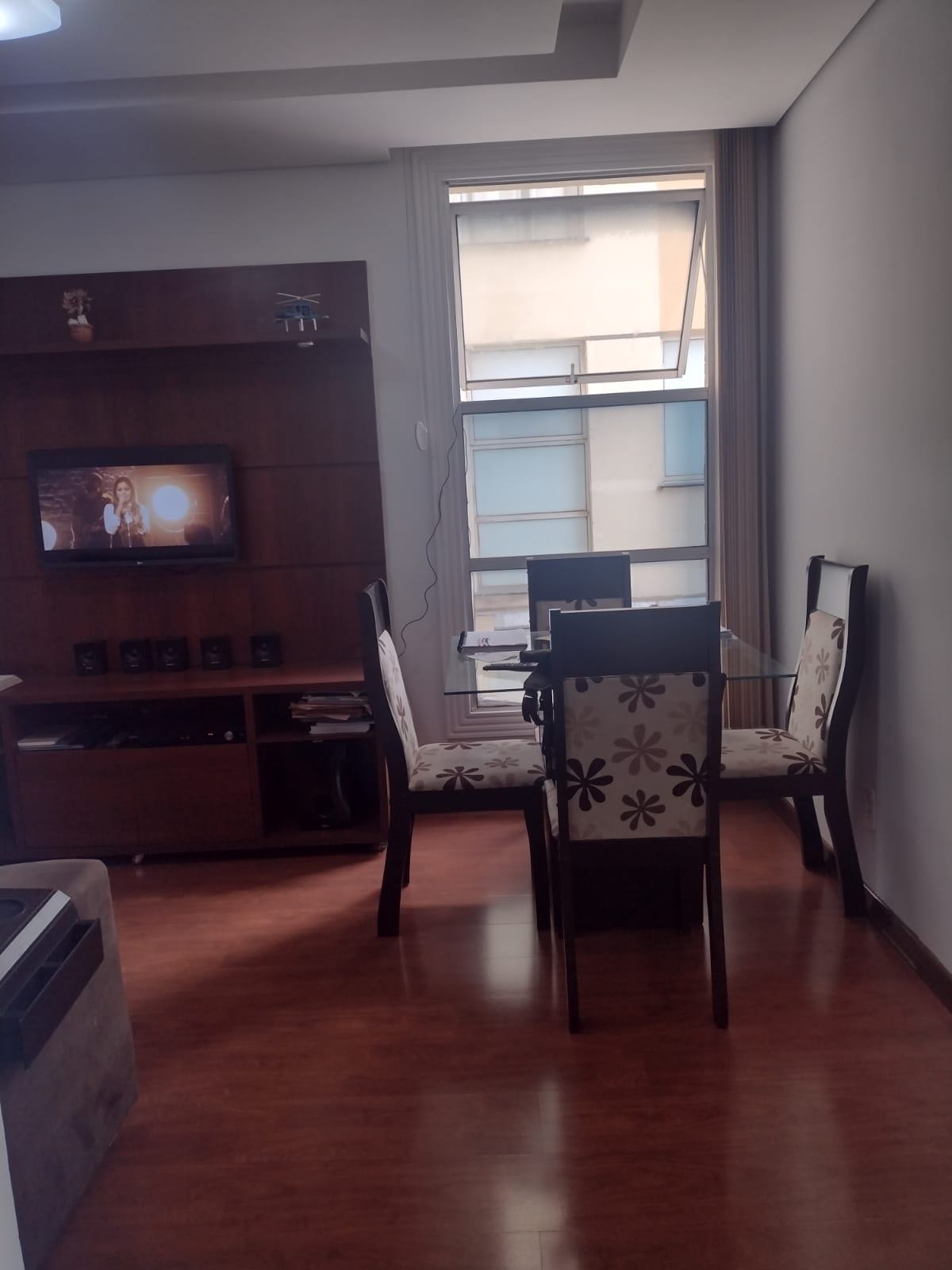 Apartamento à venda com 2 quartos, 50m² - Foto 3