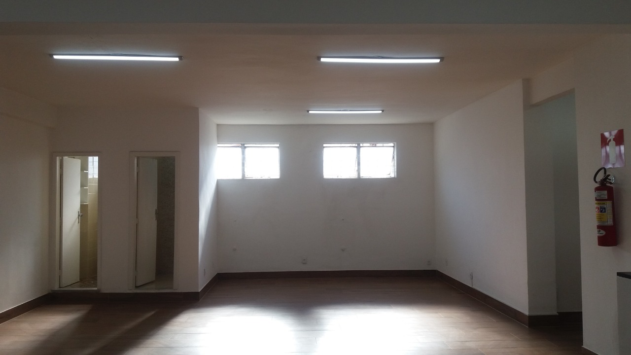 Loja-Salão para alugar, 106m² - Foto 1