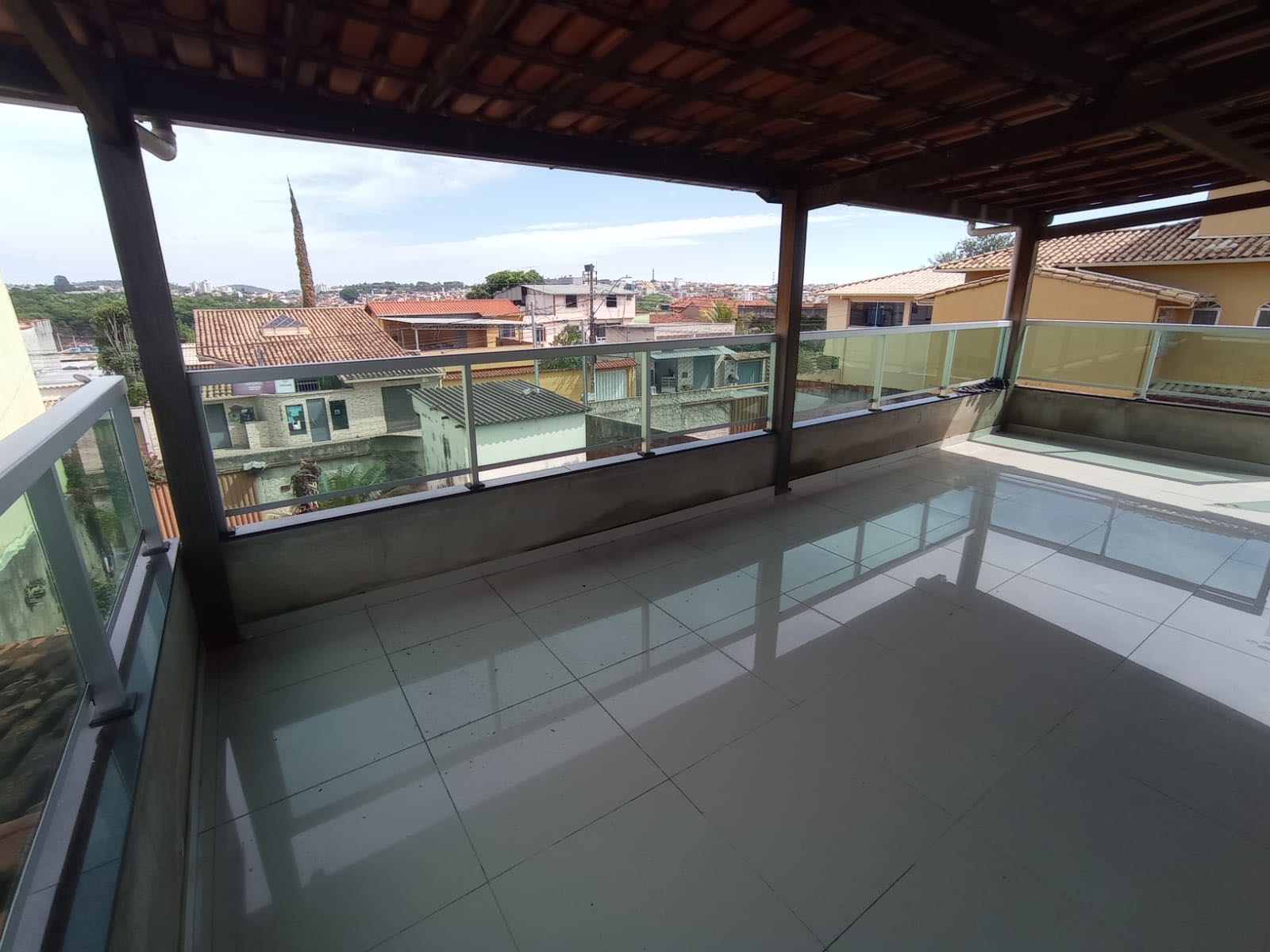 Casa à venda com 3 quartos, 360m² - Foto 10