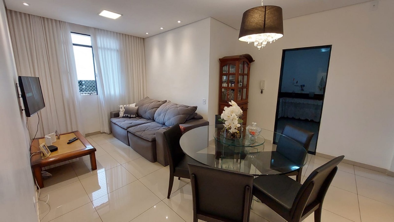 Apartamento à venda com 4 quartos, 150m² - Foto 1