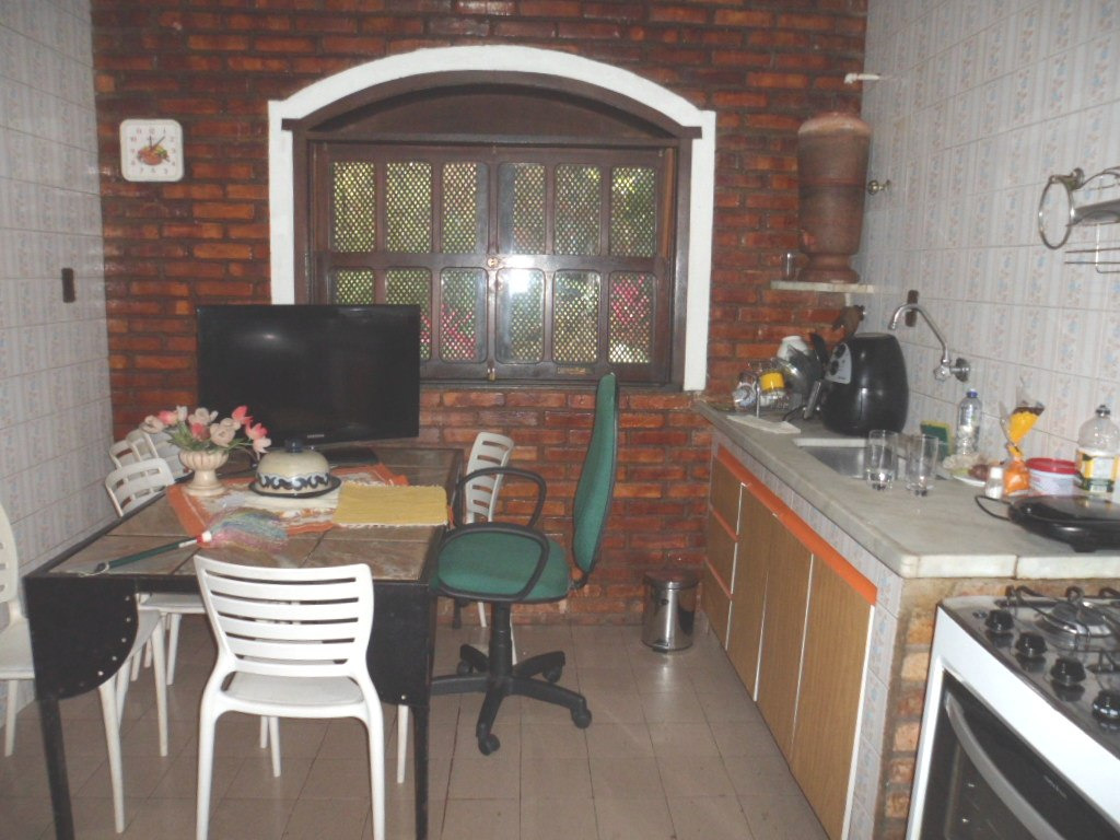 Casa à venda com 4 quartos, 202m² - Foto 21