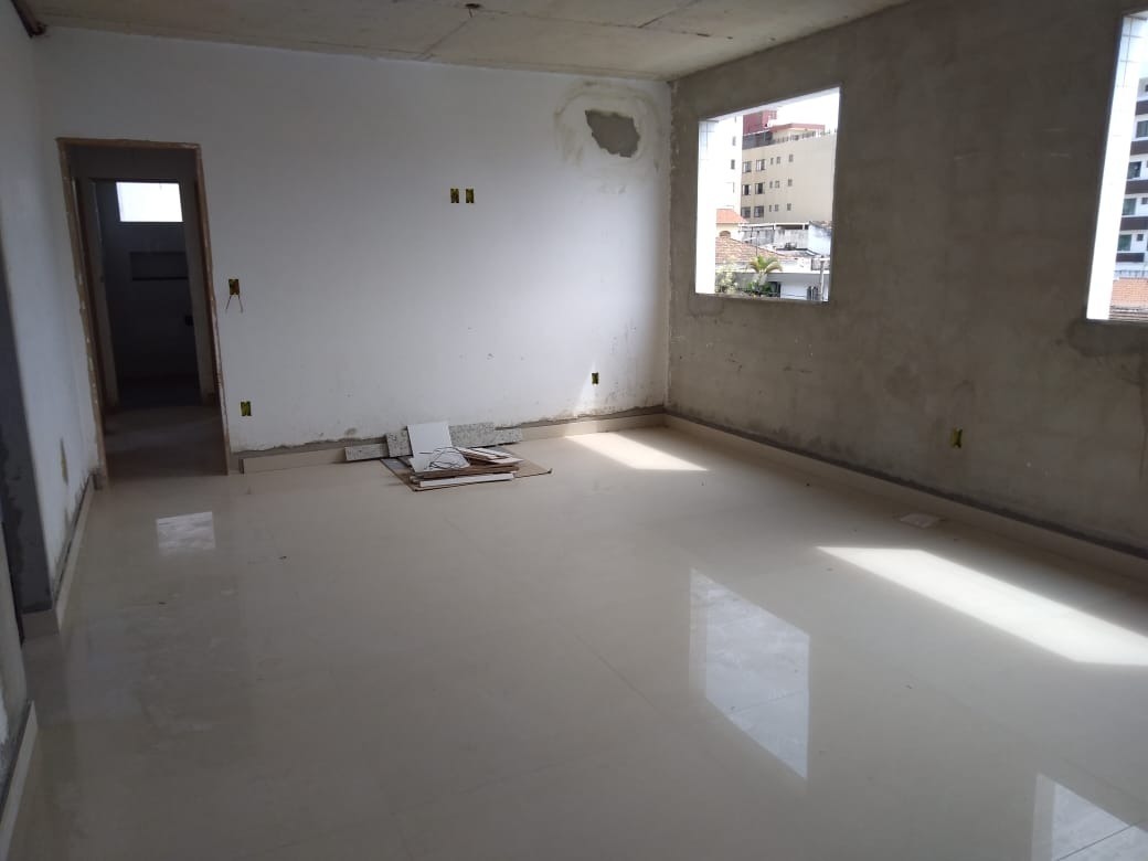 Apartamento à venda com 3 quartos, 60m² - Foto 2