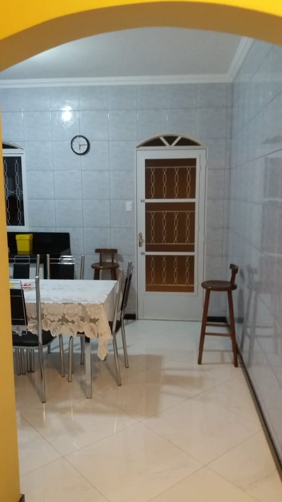 Casa à venda com 3 quartos, 360m² - Foto 4