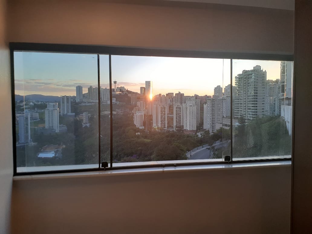 Apartamento à venda com 3 quartos, 87m² - Foto 4