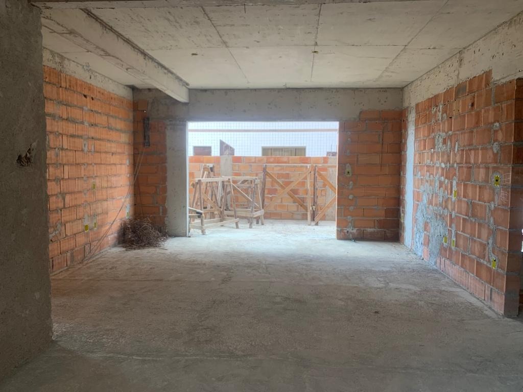 Apartamento à venda com 3 quartos, 190m² - Foto 4