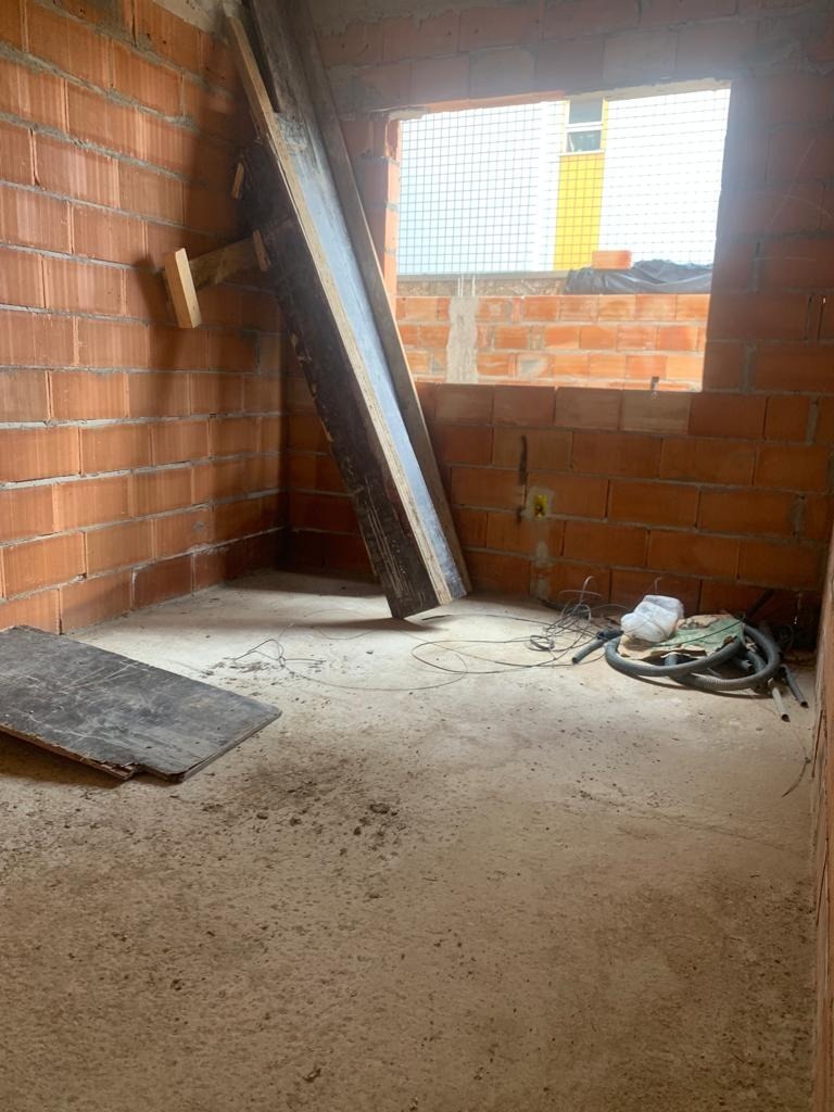 Apartamento à venda com 3 quartos, 190m² - Foto 12