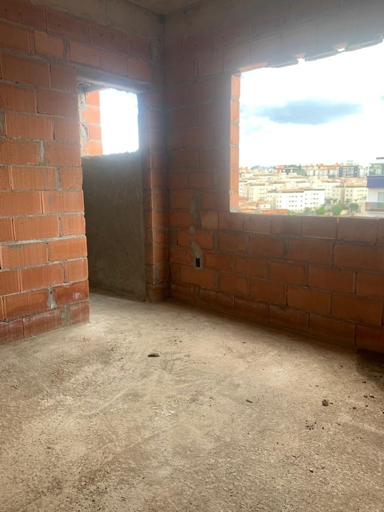 Apartamento à venda com 3 quartos, 190m² - Foto 11