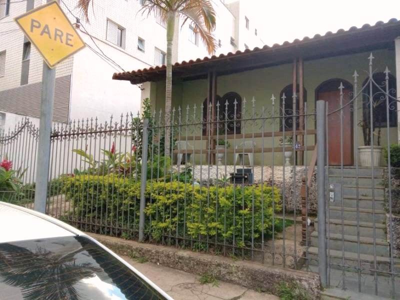 Casa à venda com 3 quartos, 420m² - Foto 3