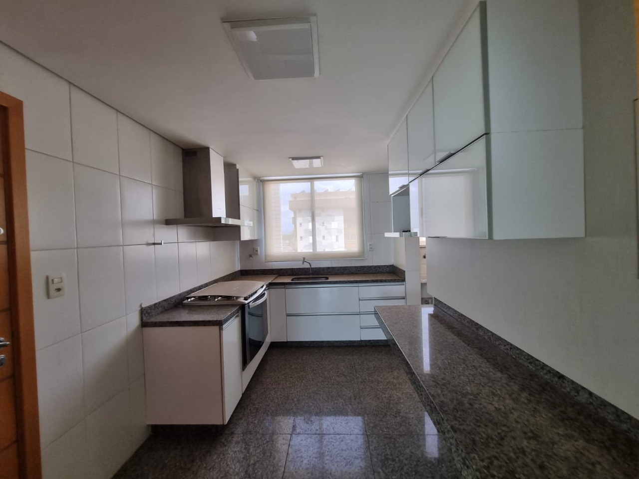 Cobertura à venda com 4 quartos, 231m² - Foto 7